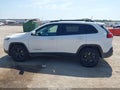 2015 Jeep Cherokee — photo 14 of 17 | VIN 1C4PJMCS9FW792655