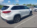 2017 Toyota Highlander — photo 4 of 17 | VIN 5TDZZRFH4HS229028