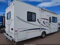 2005 Ford E-450 — photo 4 of 15 | VIN 1FDXE45P75HA14429