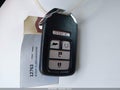 2017 Honda CR-V — photo 11 of 22 | VIN 7FARW1H81HE000581