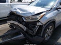 2017 Honda CR-V — photo 20 of 22 | VIN 7FARW1H81HE000581