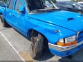 2001 Dodge Dakota — photo 6 of 15 | VIN 1B7HL2AN81S276206