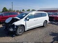 2023 Chrysler Pacifica — photo 2 of 18 | VIN 2C4RC1N76PR543377