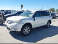 2011 Toyota Highlander — photo 2 of 16 | VIN 5TDBK3EH2BS055715
