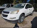 2010 Chevrolet Traverse — photo 2 of 11 | VIN 1GNLVEED8AS131018