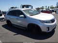 2015 Kia Sorento — photo 13 of 16 | VIN 5XYKTDA68FG630233
