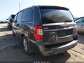 2016 Chrysler Town & Country — photo 3 of 17 | VIN 2C4RC1GG2GR303904