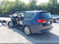 2017 Chrysler Pacifica — photo 3 of 21 | VIN 2C4RC1DG9HR519688