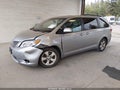 2016 Toyota Sienna — photo 2 of 15 | VIN 5TDKK3DC1GS703817