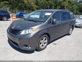 2013 Toyota Sienna — photo 2 of 18 | VIN 5TDKK3DC8DS380670