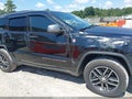 2018 Jeep Grand Cherokee — photo 13 of 19 | VIN 1C4RJFLT8JC363563