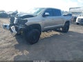 2015 Toyota Tundra — photo 2 of 15 | VIN 5TFHW5F15FX422893
