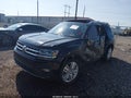 2019 Volkswagen Atlas — photo 2 of 16 | VIN 1V2WR2CA9KC562026