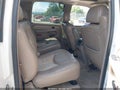 2004 GMC Yukon XL — photo 8 of 16 | VIN 1GKFK66U74J286306