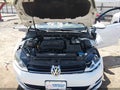 2016 Volkswagen Golf SportWagen — photo 10 of 17 | VIN 3VWC17AU3GM507077