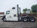2016 Volvo VN — photo 15 of 16 | VIN 4V4NC9EH1GN939854