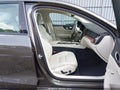 2022 Volvo S60 — photo 5 of 16 | VIN 7JRL12FZ5NG155672
