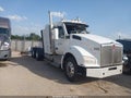 2020 Kenworth T880 — photo 1 of 15 | VIN 1XKZD49X8LJ374099