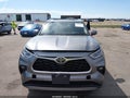2025 Toyota Highlander — photo 13 of 18 | VIN 5TDKDRBH6SS594047
