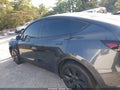 2024 Tesla Model Y — photo 12 of 14 | VIN 7SAYGDEE6RA333778