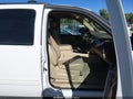 2010 GMC Yukon XL — photo 5 of 17 | VIN 1GKUKKE39AR124151