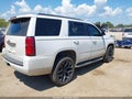 2019 Chevrolet Tahoe — photo 4 of 16 | VIN 1GNSCBKC1KR281024