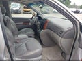 2004 Toyota Sienna — photo 5 of 12 | VIN 5TDBA22C44S003365
