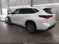 2022 Toyota Highlander — photo 3 of 16 | VIN 5TDGZRBH5NS204910