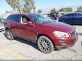 2010 Volvo XC60 — photo 1 of 18 | VIN YV4992DZXA2030711