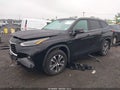 2022 Toyota Highlander — photo 2 of 16 | VIN 5TDHZRBH7NS586779