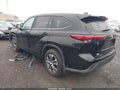 2022 Toyota Highlander — photo 3 of 16 | VIN 5TDHZRBH7NS586779
