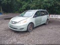 2008 Toyota Sienna — photo 2 of 10 | VIN 5TDZK23C48S164203