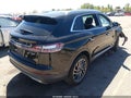 2020 Lincoln Nautilus — photo 4 of 16 | VIN 2LMPJ8K94LBL35237