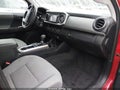 2017 Toyota Tacoma — photo 5 of 16 | VIN 5TFSX5EN1HX056313