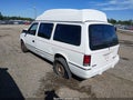 1992 Dodge Grand Caravan — photo 3 of 11 | VIN 1B4GH44R6NX225834