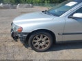2004 Volvo S60 — photo 14 of 15 | VIN YV1RS64A742316359
