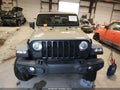 2022 Jeep Gladiator — photo 11 of 15 | VIN 1C6HJTAG9NL172151