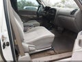 2000 Toyota Tundra — photo 5 of 17 | VIN 5TBBN4416YS109830