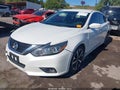2018 Nissan Altima — photo 2 of 17 | VIN 1N4AL3AP8JC477306