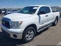 2011 Toyota Tundra — photo 2 of 16 | VIN 5TFUM5F19BX018848