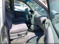 1999 Dodge Grand Caravan — photo 5 of 14 | VIN 2B4GP44R2XR478945