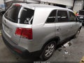 2013 Kia Sorento — photo 4 of 17 | VIN 5XYKT3A16DG397979