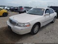 2004 Lincoln Town Car — photo 2 of 16 | VIN 1LNHM81W24Y674453