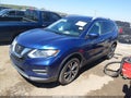 2019 Nissan Rogue — photo 2 of 16 | VIN 5N1AT2MT0KC766951