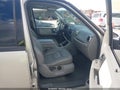 2005 Ford Expedition — photo 5 of 17 | VIN 1FMPU15535LA21617