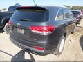 2016 Kia Sorento — photo 4 of 16 | VIN 5XYPG4A32GG146012