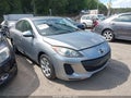 2013 Mazda 3 — photo 1 of 11 | VIN JM1BL1UP2D1740842