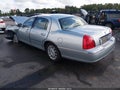 2007 Lincoln Town Car — photo 3 of 17 | VIN 1LNHM81W77Y628685