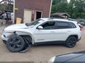 2016 Jeep Cherokee — photo 14 of 16 | VIN 1C4PJMCB9GW225931