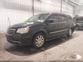 2014 Chrysler Town & Country — photo 2 of 18 | VIN 2C4RC1BGXER446541